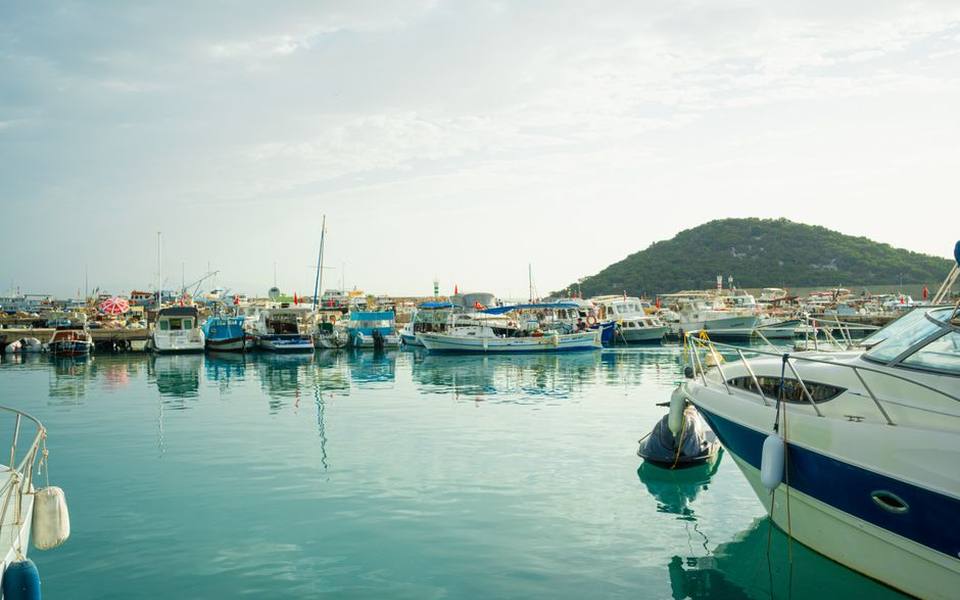 Selecting the right antifouling bottom paint