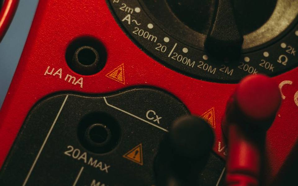 Usable Capacity and Voltage Sag Under Load