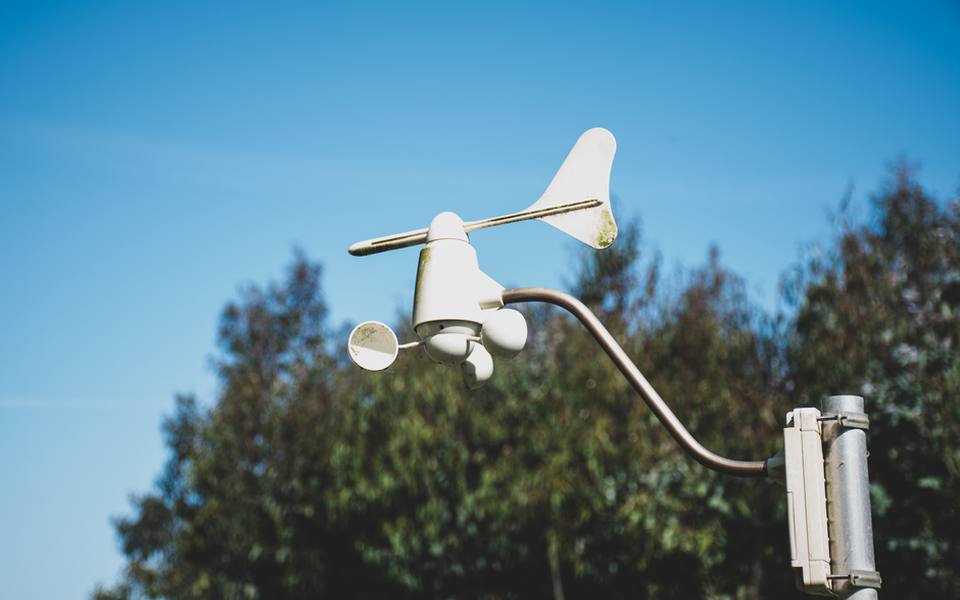Interpreting Wind Velocity, Sustained Direction, and Dangerous Gusts